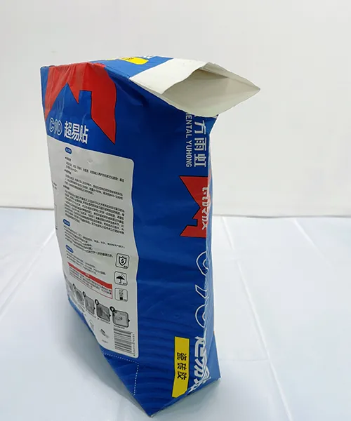 Sac à valve avec film PE utilisé pour le conditionnement de colle en poudre pour carrelage.